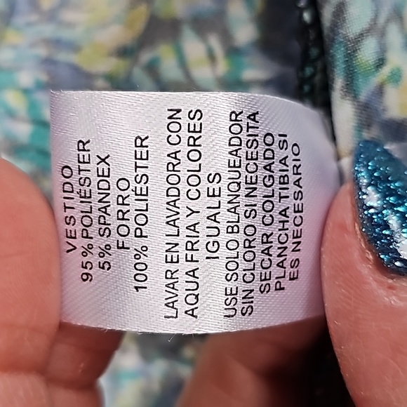 Dress - Picture 11 of 15